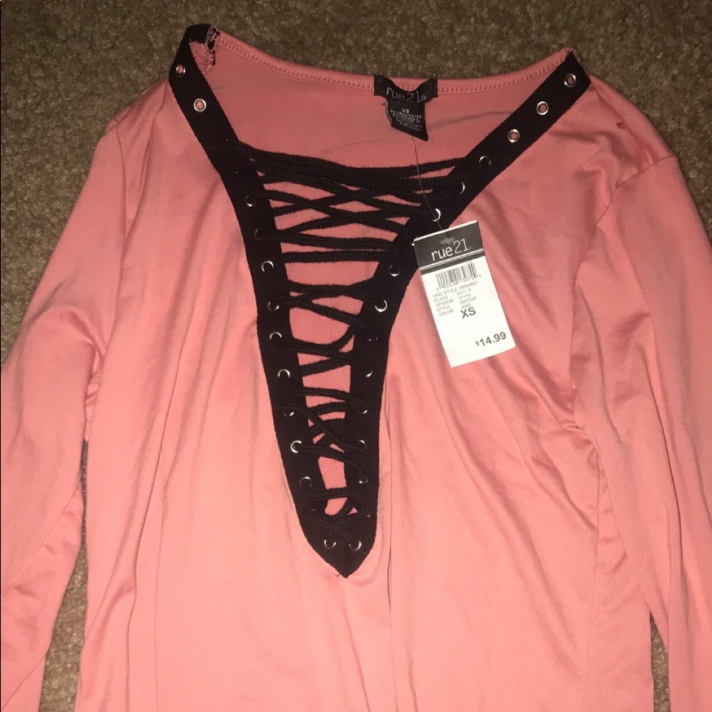 NWT rue 21 top